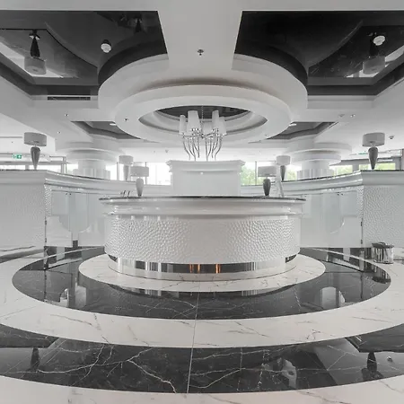 Margi Ariela Lux 17th Floor Pool Sauna *