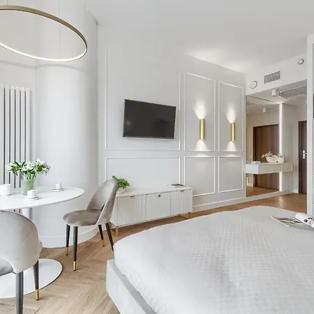 Margi Ariela Lux 17th Floor Pool Sauna Apartament *